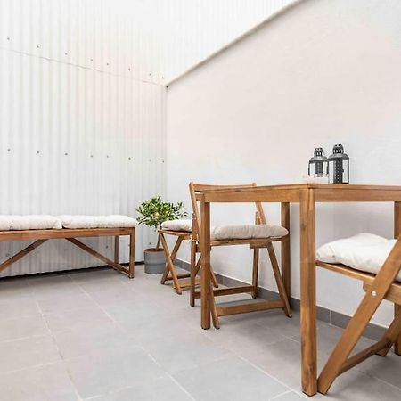 מאלגה Fresh & Stylish Apartment With Parking By Rems מראה חיצוני תמונה