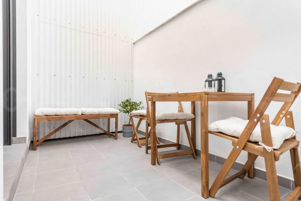 מאלגה Fresh & Stylish Apartment With Parking By Rems מראה חיצוני תמונה