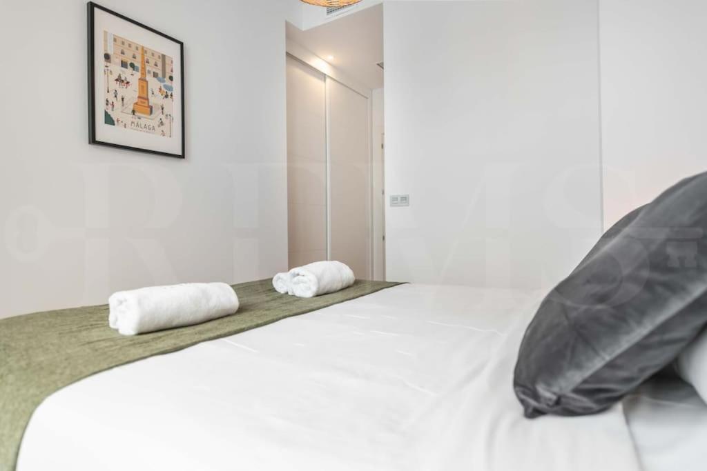 מאלגה Fresh & Stylish Apartment With Parking By Rems מראה חיצוני תמונה