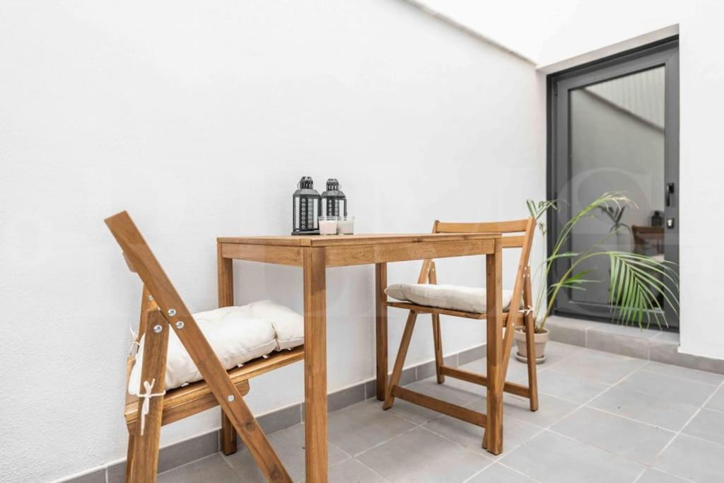 מאלגה Fresh & Stylish Apartment With Parking By Rems מראה חיצוני תמונה