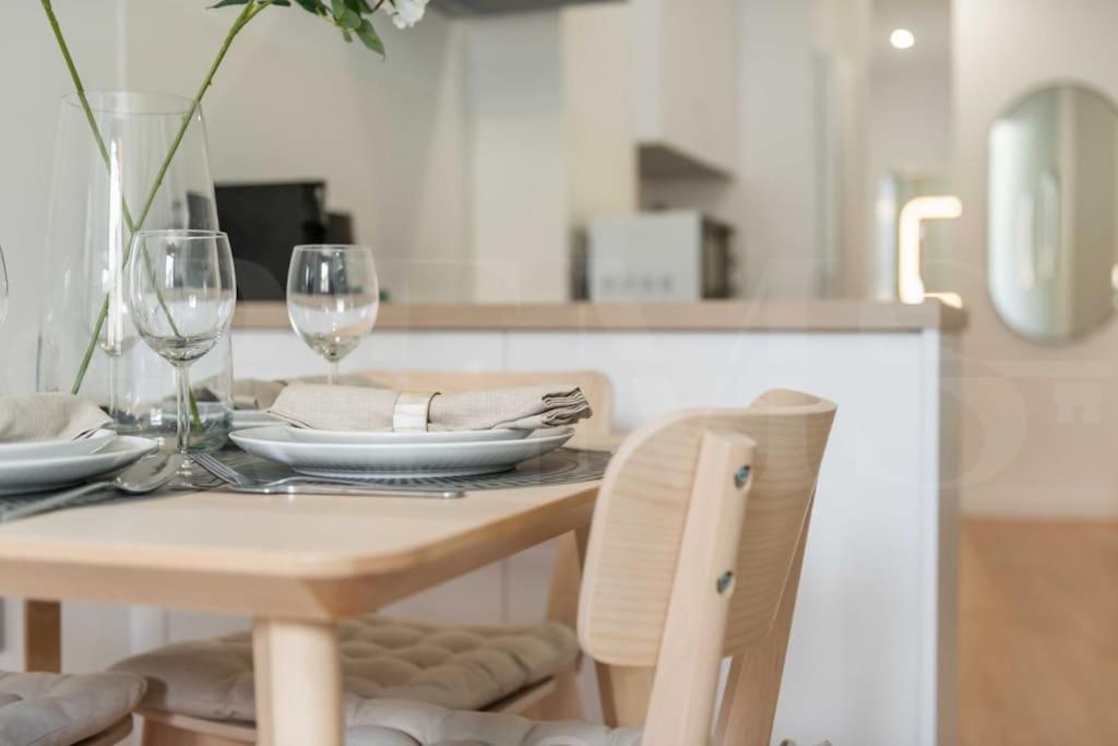 מאלגה Fresh & Stylish Apartment With Parking By Rems מראה חיצוני תמונה